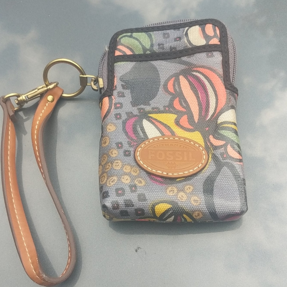 Fossil Wristlet Wallet Card Holder Leather EUC